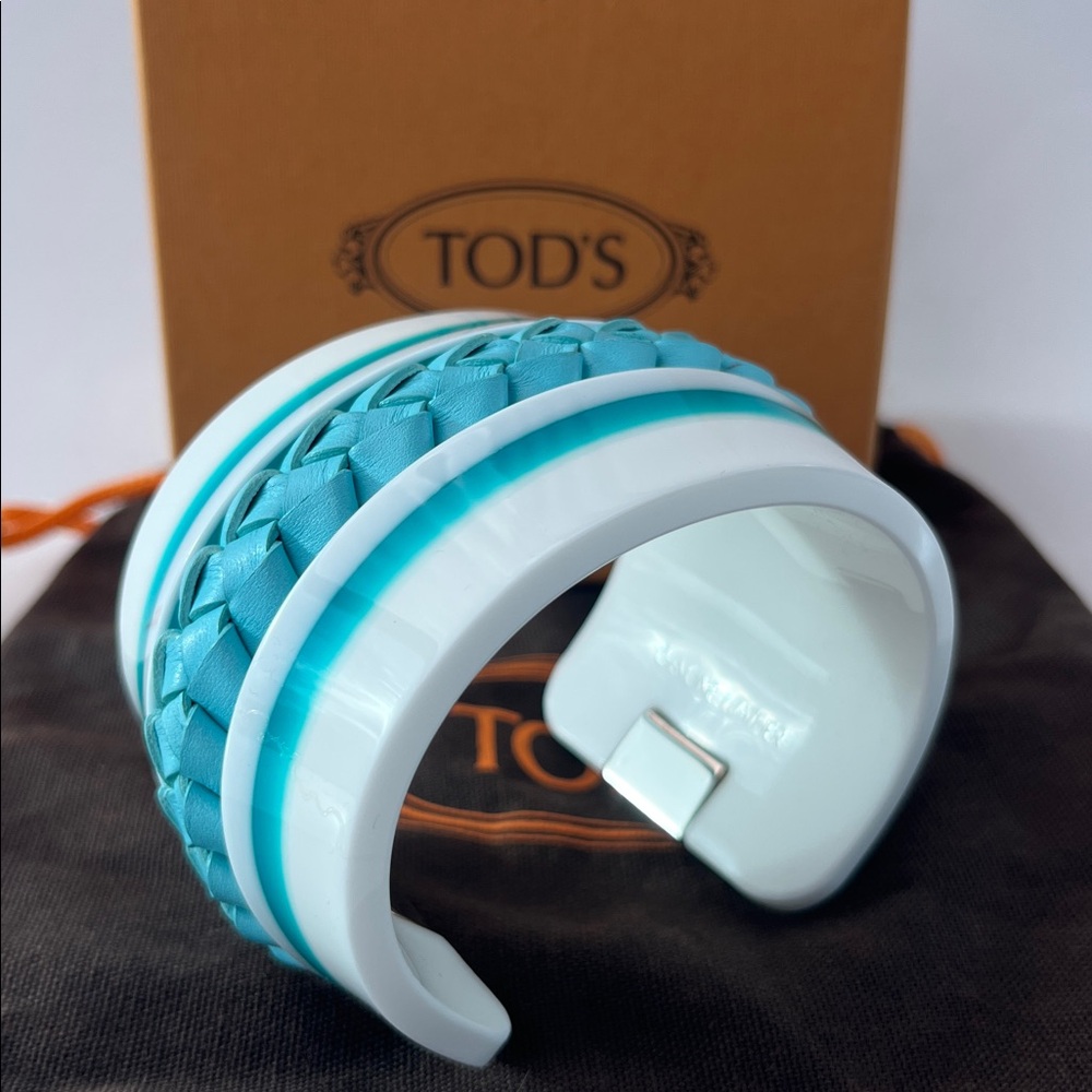 NWB TOD’S ‘Plat’ Green/White/Sky Blue Braided Leather Inlay Resin Cuff Bracelet